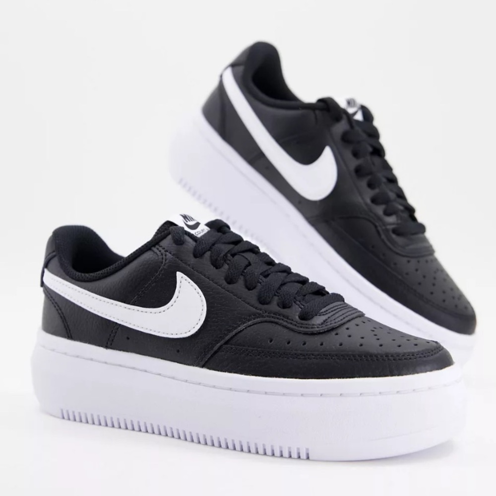 Brand new never been worn Nike Court Vision Alta sneakers in black size 6